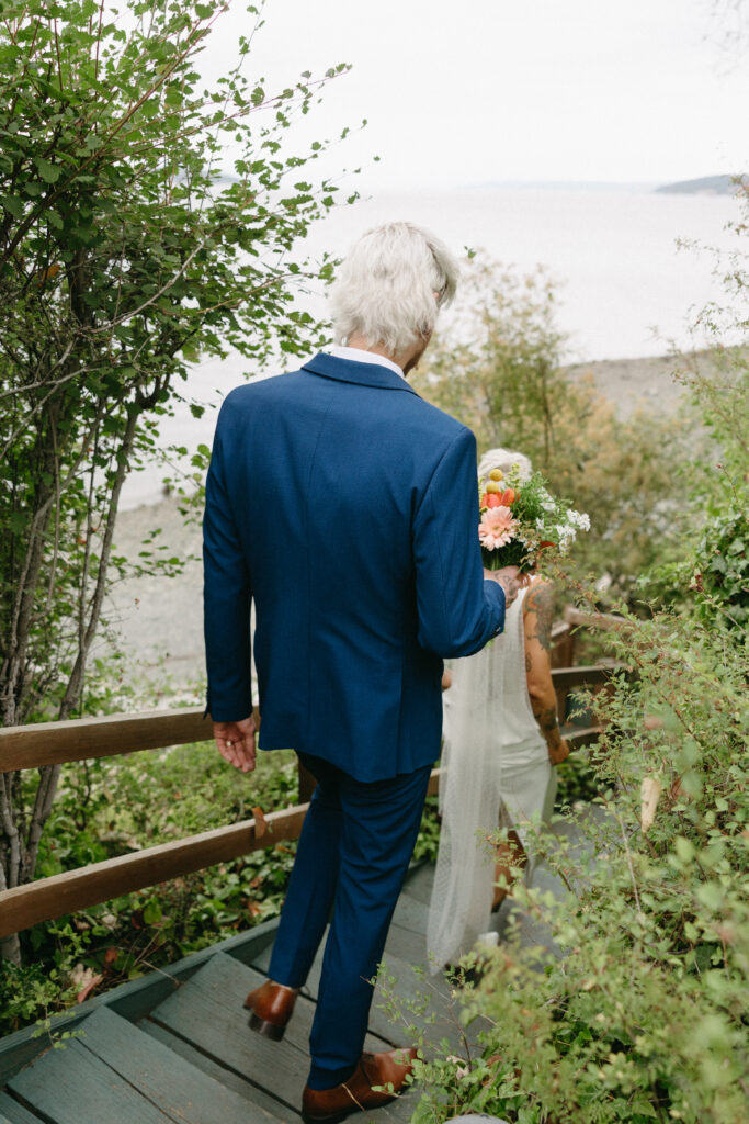 Seattle Elopement photographer Xo Golden | Jess Golden Photography | itsjessandtrish | xogoldenphoto